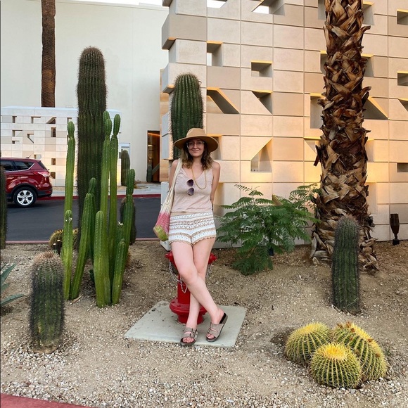 Meet your Posher, Sara - Picture 6 of 9